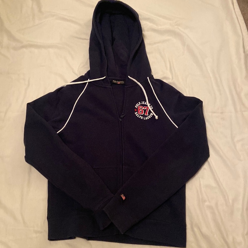 Gently used Women’s size Small Polo by Ralph Lauren hooded sweatshirt.